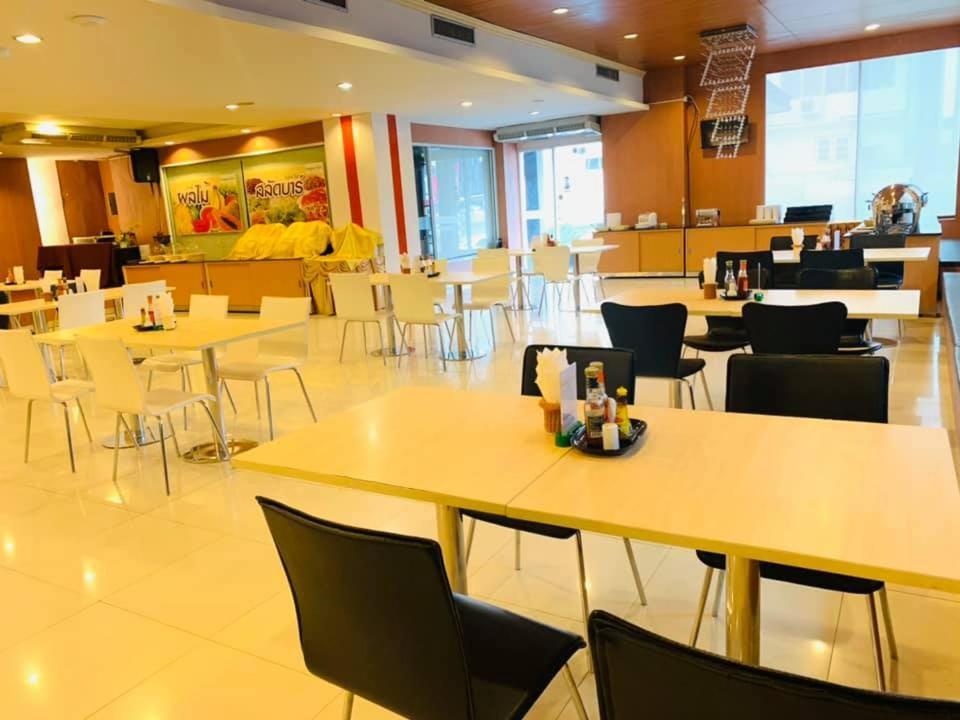 Asawann Hotel Nongkhai Nong Khai Dış mekan fotoğraf